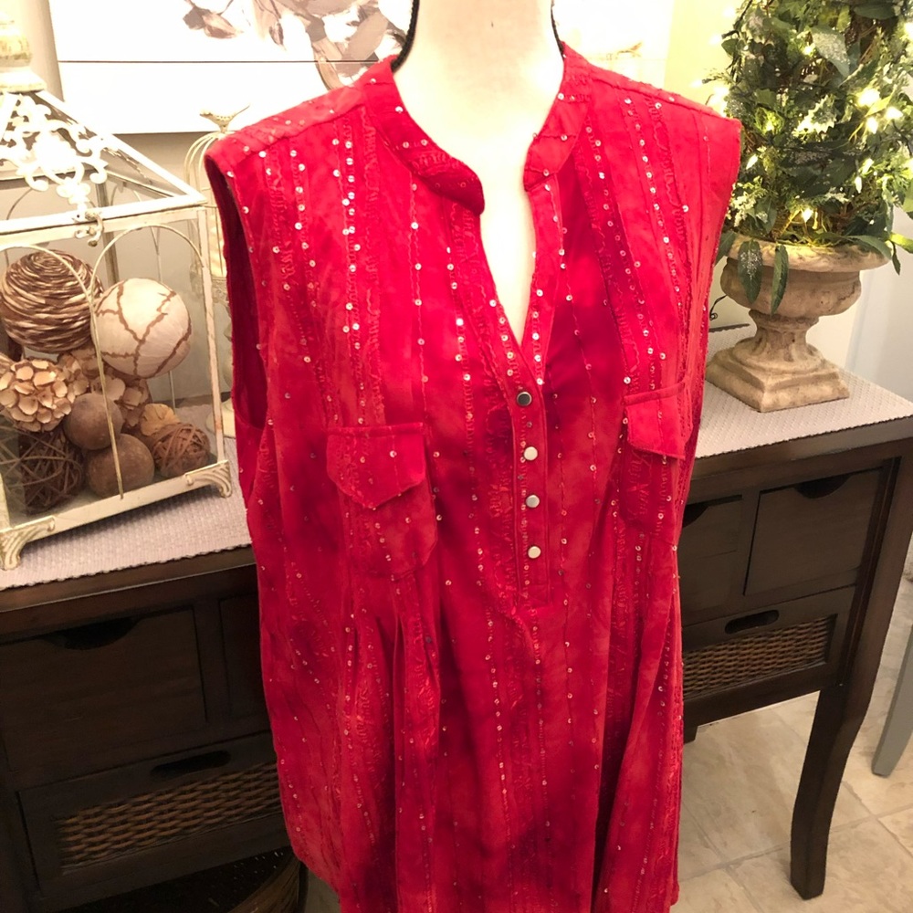 🎅🏻FESTIVE CHRISTMAS TOP from Avenue🧑‍🎄